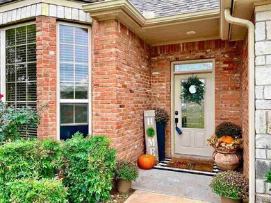 368 SW Quail Springs Dr, Cache, OK 73527 - photo 2