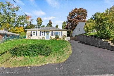 213 Washington Ave E, Rensselaer, NY 12144 - photo 2