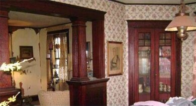 10 Town Hill St, Quincy, MA 02169 - photo 2