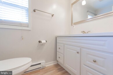 104 W 5th Ave, Ranson, WV 25438 - photo 7