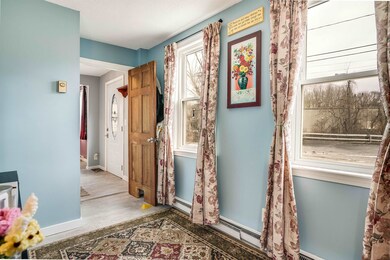 7 Concord Hill Rd, Pittsfield, NH 03263 - photo 2