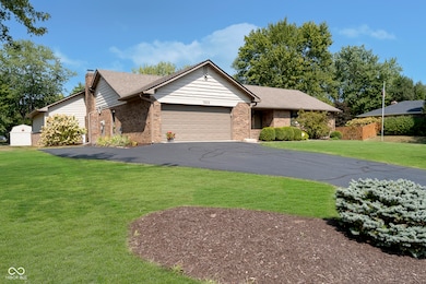 7302 Hidden Valley Dr, Plainfield, IN 46168 - photo 3