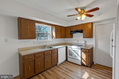 1710 Winding Way, Clementon, NJ 08021 - photo 5