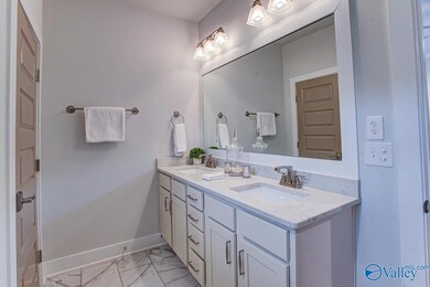 1519 Trek St, Huntsville, AL 35811 - photo 6