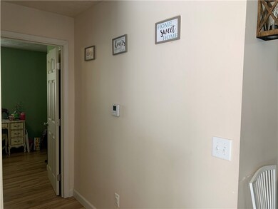 3129 Bradford Ave, Erie, PA 16506 - photo 6