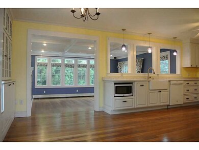 59 Evelin Cir, Middletown, RI 02842 - photo 3