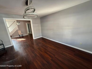 124 Putnam St, West Hazleton, PA 18202 - photo 4