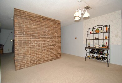 111 Seamoor Dr, Fredericksburg, TX 78624 - photo 3