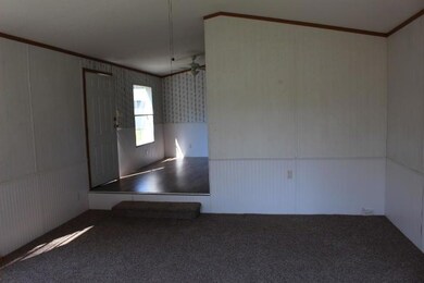 Living Room (2)