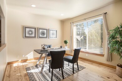 60901 Crested Butte Ln, Bend, OR 97702 - photo 6