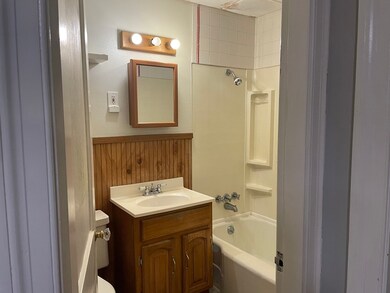314 Providence Rd unit 4, Grafton, MA 01560 - photo 2