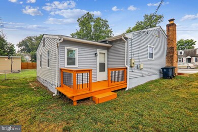 4900 Emo St, Capitol Heights, MD 20743 - photo 5