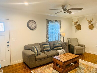 201 Smith St, Americus, GA 31709 - photo 3