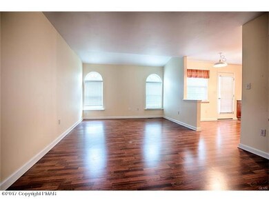 5527 Stonecroft Ln, Allentown, PA 18106 - photo 7