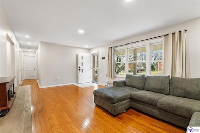 673 Seminole Rd, Radcliff, KY 40160 - photo 4