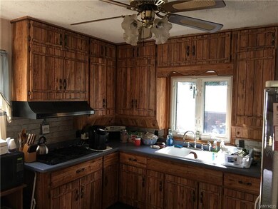 188 E Felton St, North Tonawanda, NY 14120 - photo 7