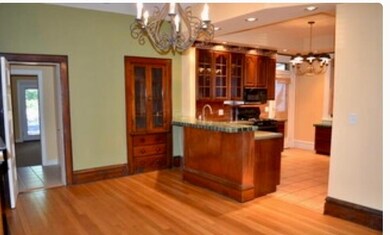 798 Neil Ave, Columbus, OH 43215 - photo 6