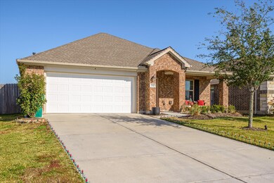 732 Scenic Lake Dr, La Marque, TX 77568 - photo 4