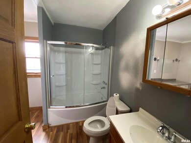 1454 W 14th St, Davenport, IA 52804 - photo 5