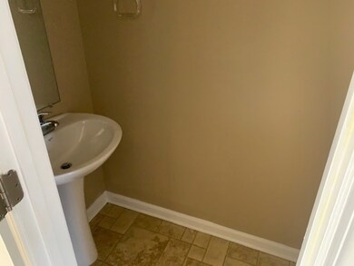 792 Cherrybark Ln unit B, Clarksville, TN 37040 - photo 6