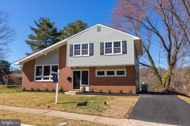 902 Beaverbank Cir, Towson, MD 21286 - photo 2