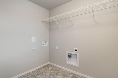009_Laundry Hampton 3722