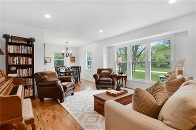 19730 S Lone Elm Rd, Spring Hill, KS 66083 - photo 5