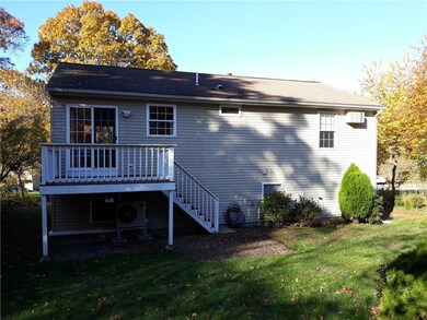 31 Pepper Bush Trail, Saunderstown, RI 02874 - photo 2