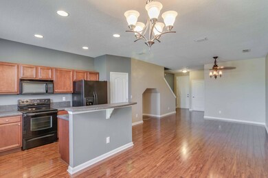 2336 Sunset Bluff Dr, Jacksonville, FL 32216 - photo 4