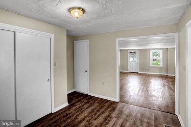 318 S 5th St, Lemoyne, PA 17043 - photo 6