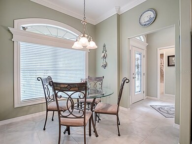 CASUAL DINING AREA IN THE KITCHEN.