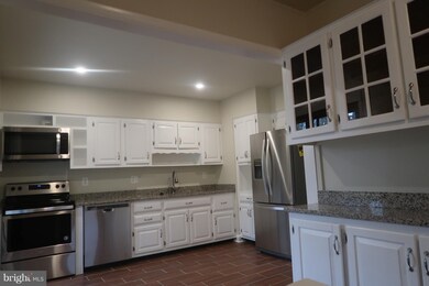 13502 Harrison Ave, Fort Washington, MD 20744 - photo 2