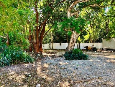 Vacant Lot in Historic Tavernier