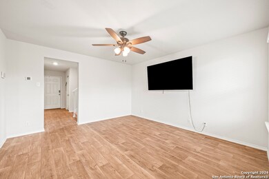 3507 Espada Point, San Antonio, TX 78222 - photo 6