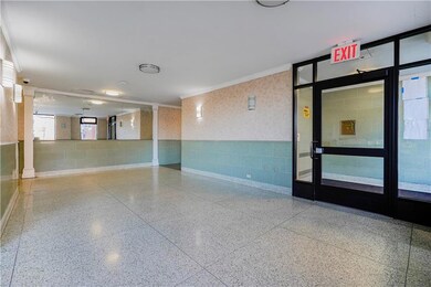 Harway Terrace unit 4K, Brooklyn, NY 11214 - photo 3
