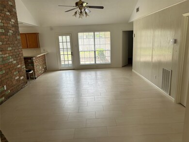 7047 Woodfern Dr, Houston, TX 77040 - photo 3