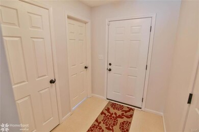 6909 Hunt Dr, Macungie, PA 18062 - photo 2