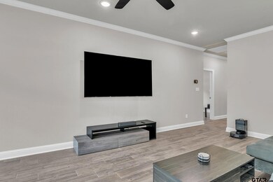 820 Lindsey Ln, Whitehouse, TX 75791 - photo 5