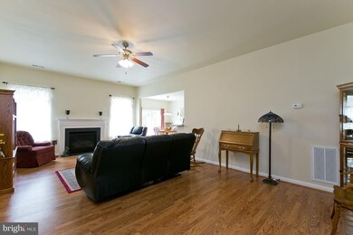 105 Shumard Ct, Stephens City, VA 22655 - photo 2