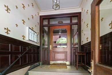 1083 Beacon St unit 3, Brookline, MA 02446 - photo 4