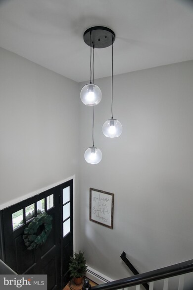 1227 Grandview Cir, Pottstown, PA 19465 - photo 6