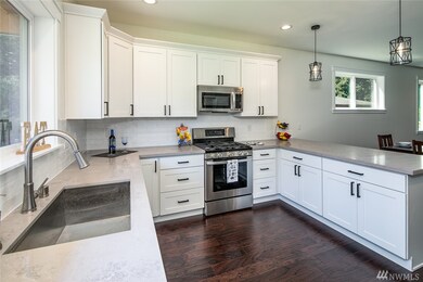 6856 Hannegan Rd unit B, Everson, WA 98247 - photo 2