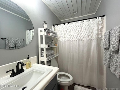 105 Scuppernong Ct, West End, NC 27376 - photo 6