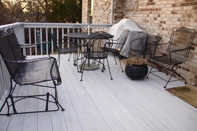 7306 Jonathan Way, Louisville, KY 40228 - photo 5