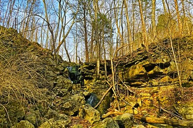 Hiking trail/Waterfalls