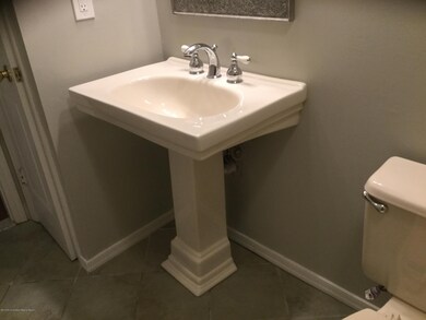 19 Hackamore Ct, Tinton Falls, NJ 07753 - photo 7