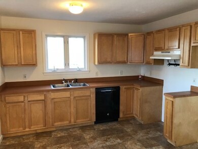 2 Warsaw Ave unit 4, Dudley, MA 01571 - photo 5