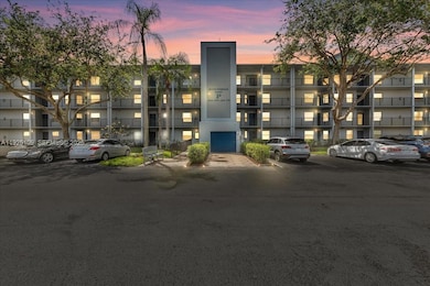 Buckingham East Condominium unit 105P, Pembroke Pines, FL 33027 - photo 2