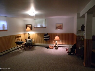 One portion of the LL family room