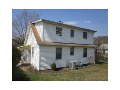 Exterior Back. Beautifully maintained 3 bedroom (c